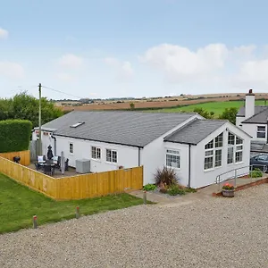 https://magpie-cottage-filey.yorkshirehotels.net